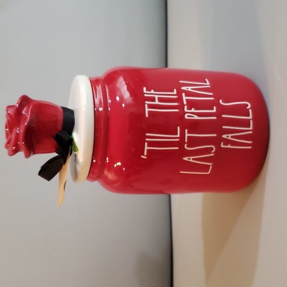 Beauty and the Beast Princess Collection Artisan jar with lid NWT - Picture 1 of 9